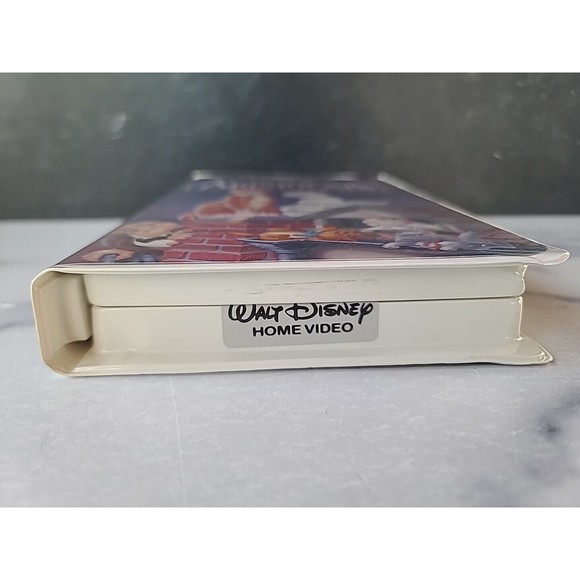 The Aristocats (VHS, 1996) - Picture 10 of 10